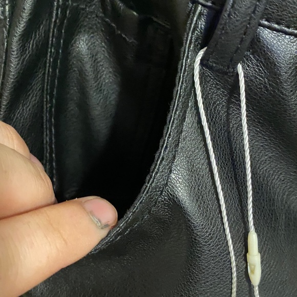 Balleay Art leather pants in Excellent condition - Picture 5 of 11